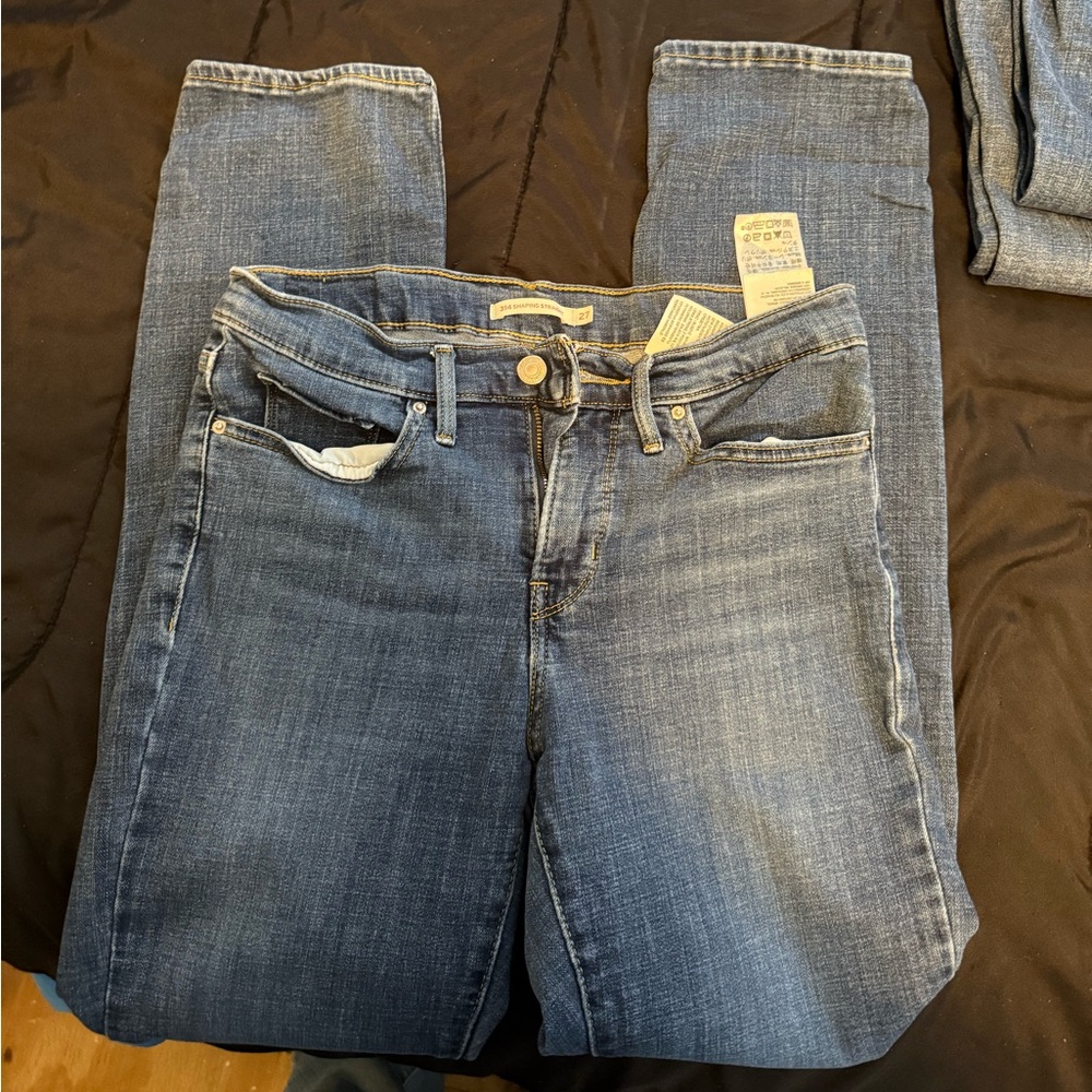 Levi's Straight Leg Blue Jeans